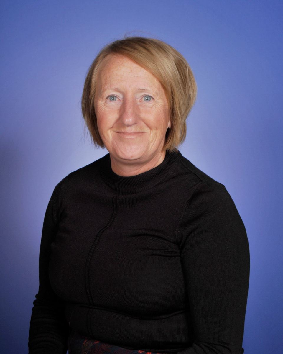 Our Staff / Ein Staff Blackwood Primary School